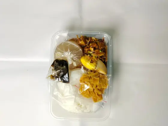 Nasi Bakmoy