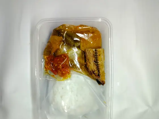 Nasi Sayur Asem Tongkol