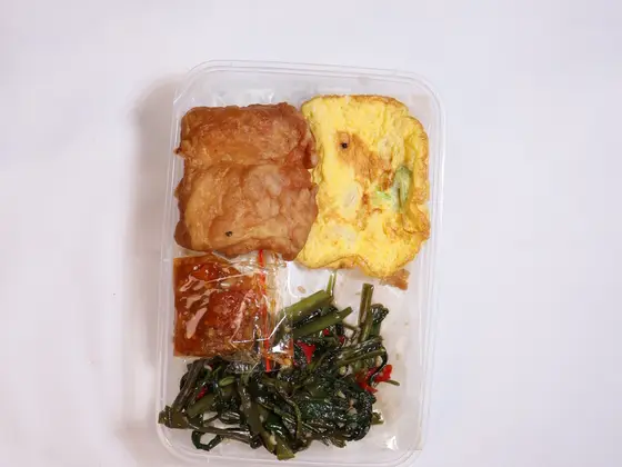 Nasi Tempe Krispi + Kangkung Belacan