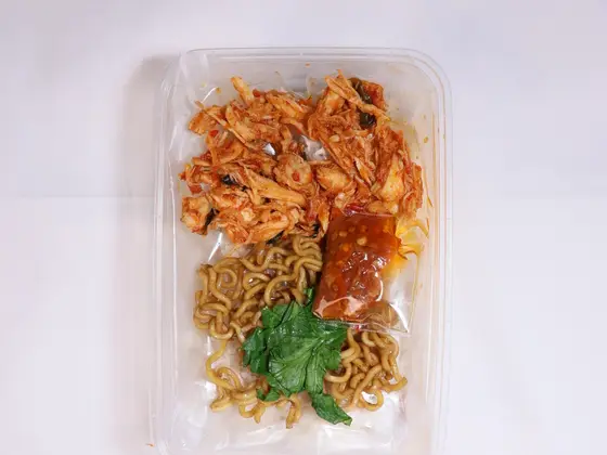 Nasi uduk Ayam Suwir